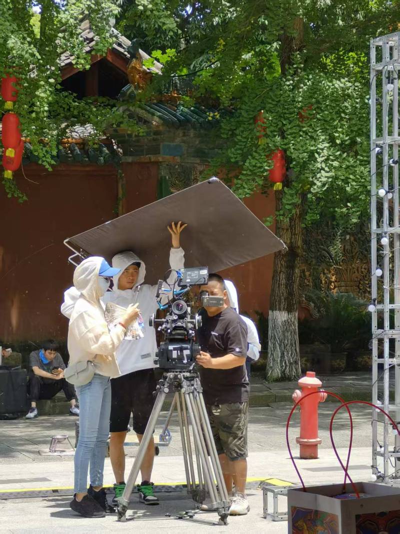 上饶县TVC拍摄公司：资深团队坐镇，打造现象级广告作品的幕后推手