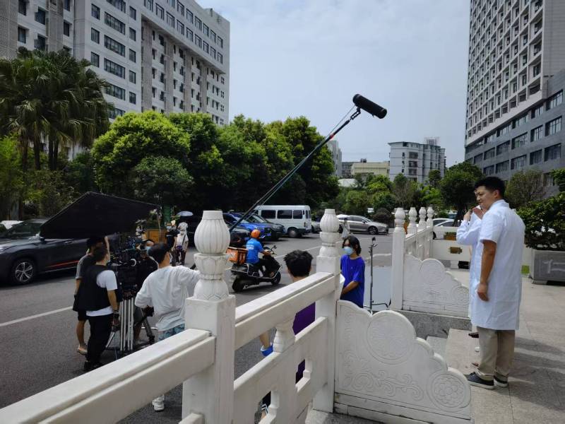 上饶县广告片拍摄公司低成本实现高规格制作的诀窍